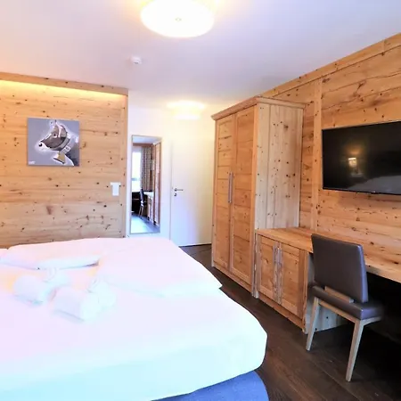 Alpin & - Pinzgau Holidays Apartment
