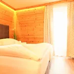 Alpin & - Pinzgau Holidays Целль-ам-Зе